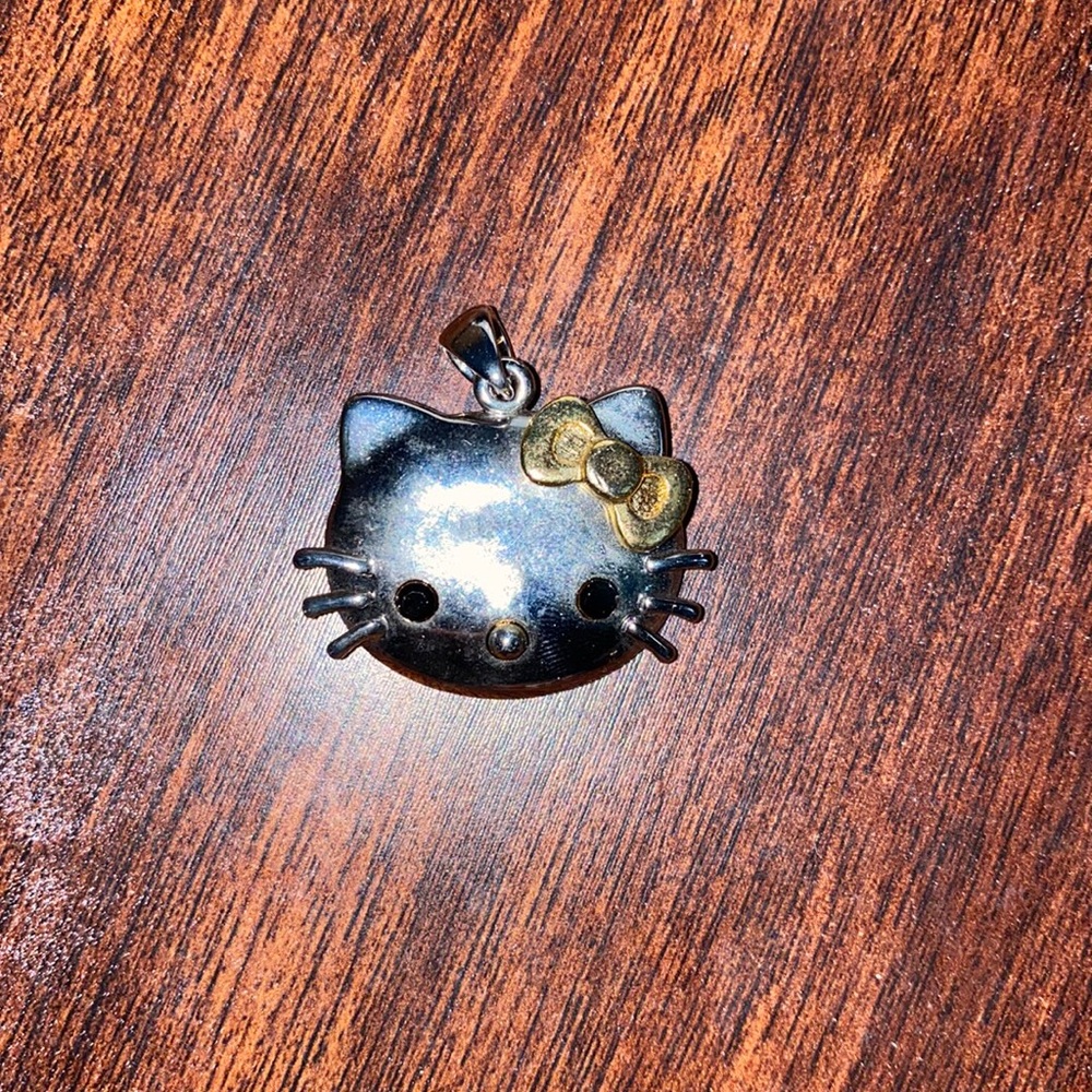 Y2K  hello kitty pendant